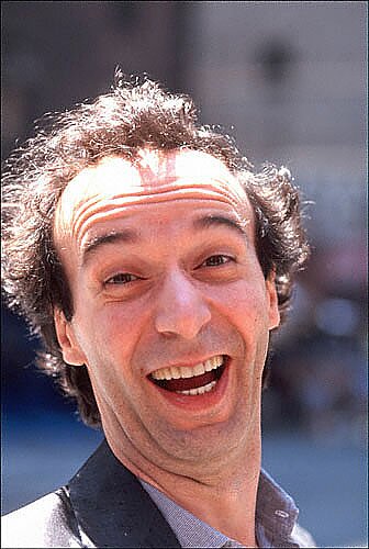 [Obrazek: RobertoBenigni.JPG]